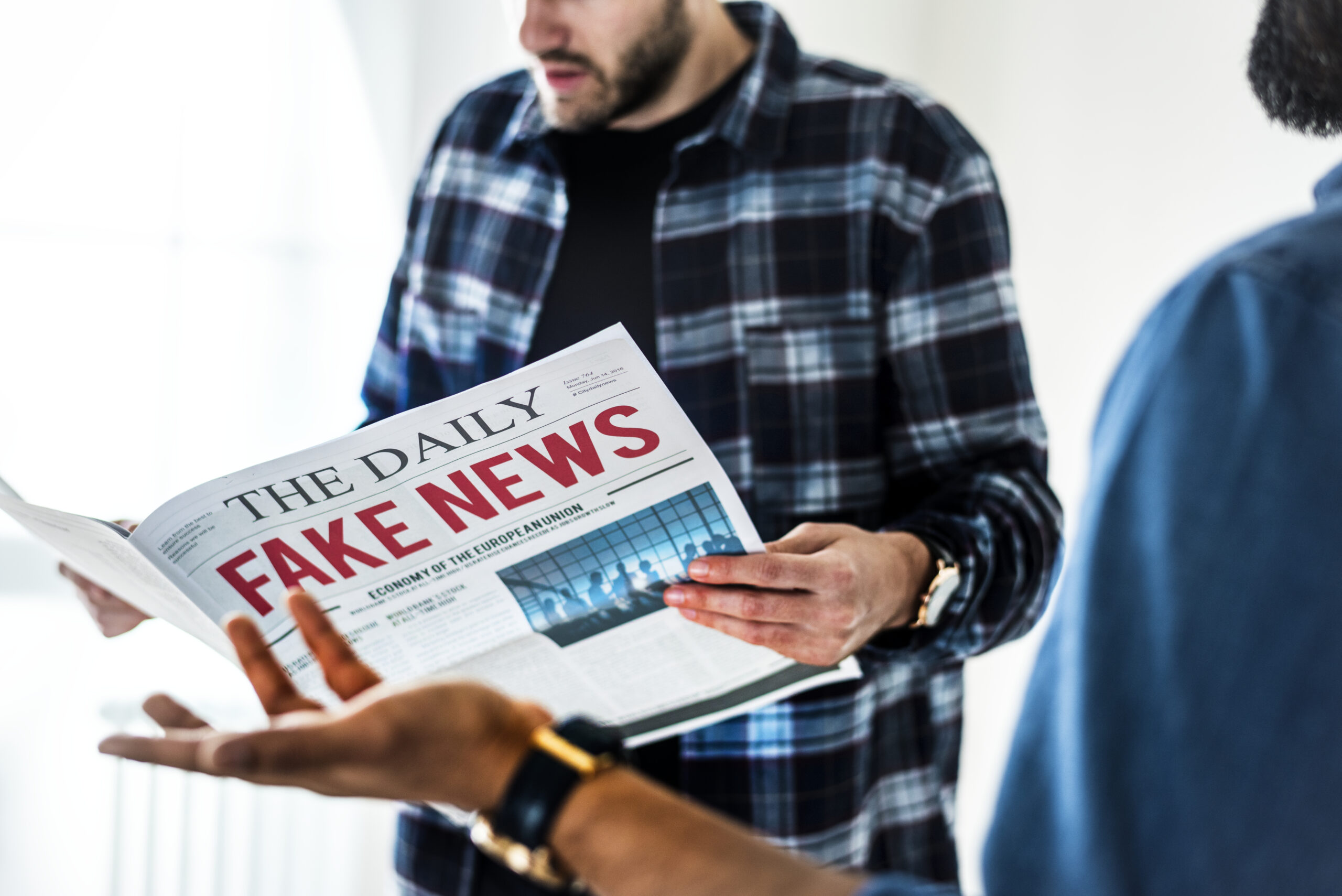 How to spot fake news